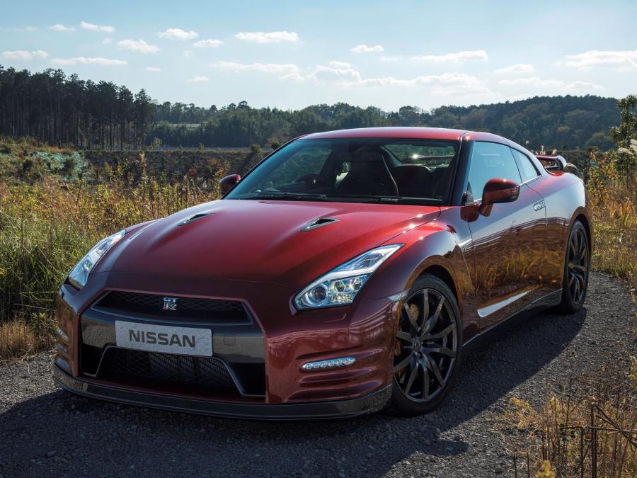  Nissan GT-R 2013 года  (JP) (фото 7 из 16)